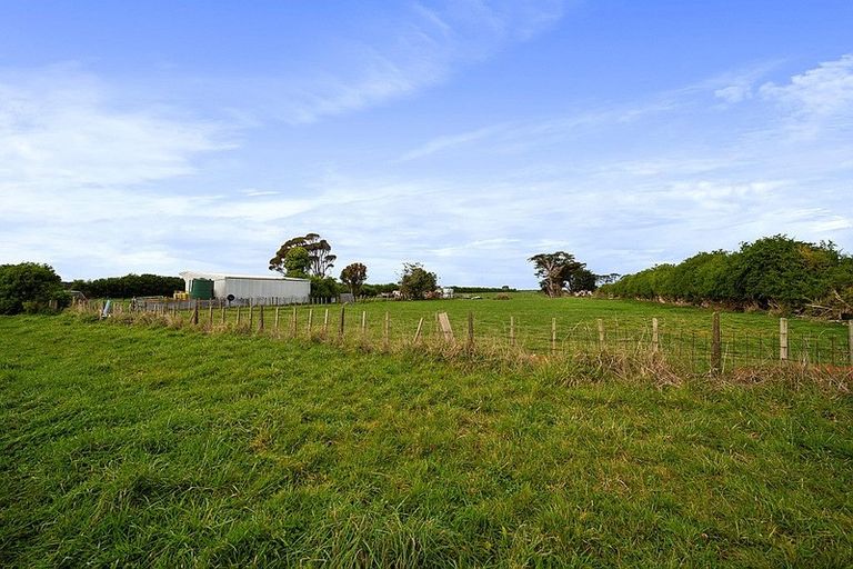 Photo of property in 405 Normanby Road, Okaiawa, Hawera, 4671