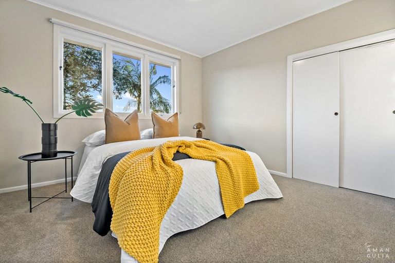 Photo of property in 27 Amberley Avenue, Te Atatu South, Auckland, 0610