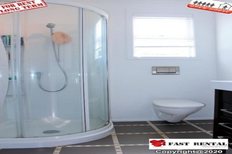 Photo of property in 36 Belle Vue Avenue, Northcote Point, Auckland, 0627