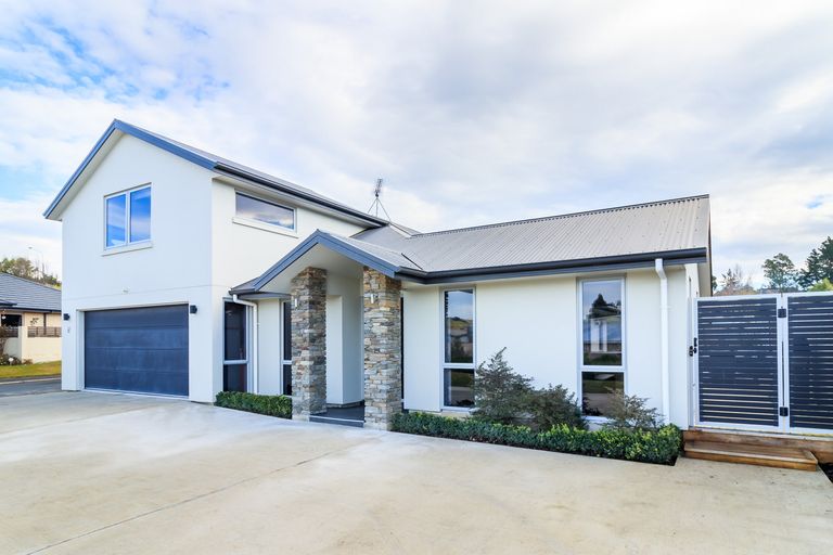 Photo of property in 6f Main Road, Fairfield, Dunedin, 9018