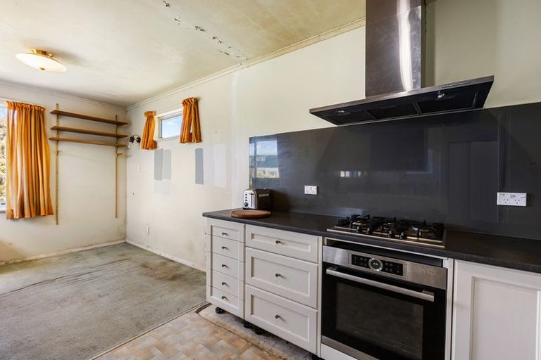 Photo of property in 12 Hawtrey Terrace, Johnsonville, Wellington, 6037