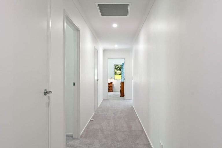 Photo of property in 48 Eucalyptus Way, Nikau Valley, Paraparaumu, 5032