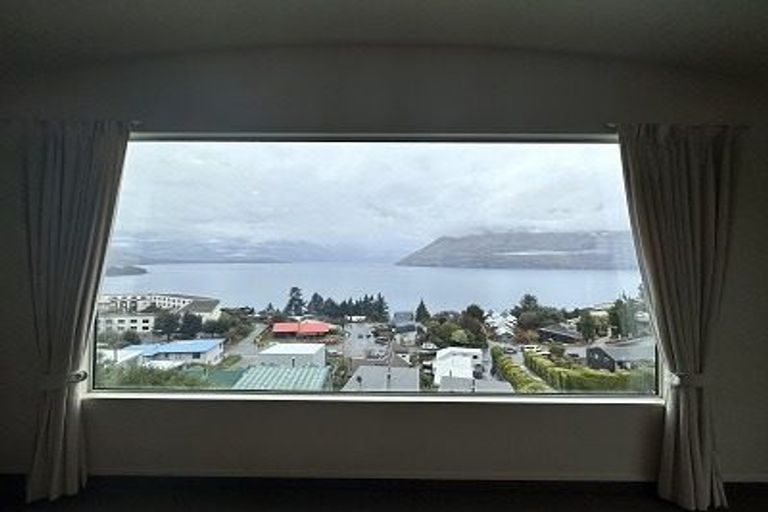 Photo of property in 3b Strawberry Lane, Fernhill, Queenstown, 9300