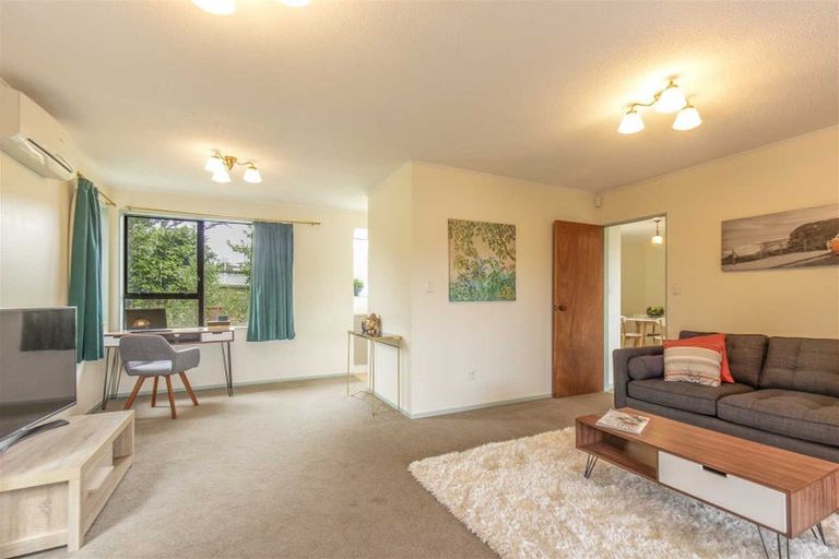 Photo of property in 151 Mark Avenue, Grenada Village, Wellington, 6037