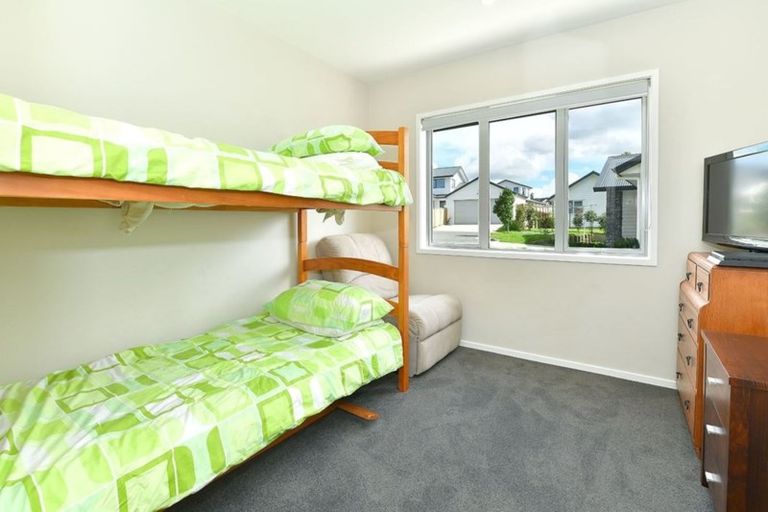 Photo of property in 5 Michelia Lane, Kaukapakapa, Helensville, 0875