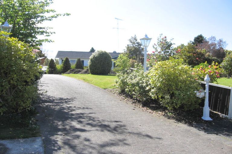 Photo of property in 9 Te Rewha Street, Turangi, 3334