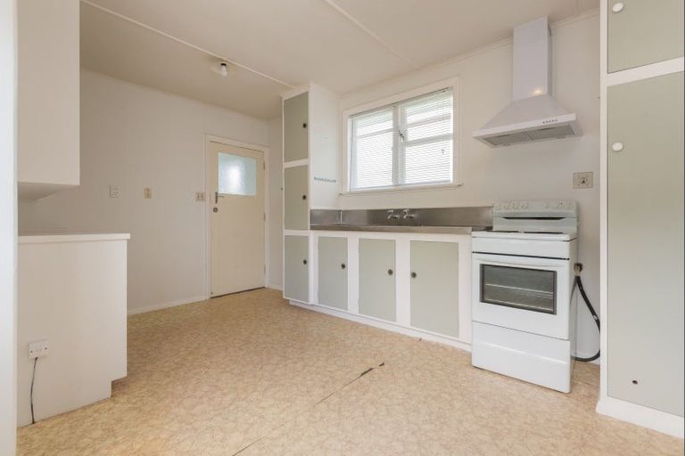 Photo of property in 38 Alfredton Road, Eketahuna, 4900