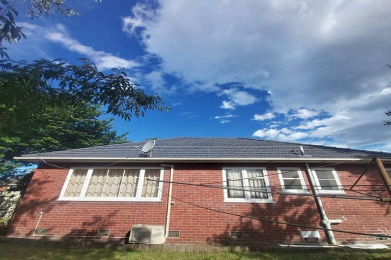 Photo of property in 12 Rowe Place, Burwood, Christchurch, 8061