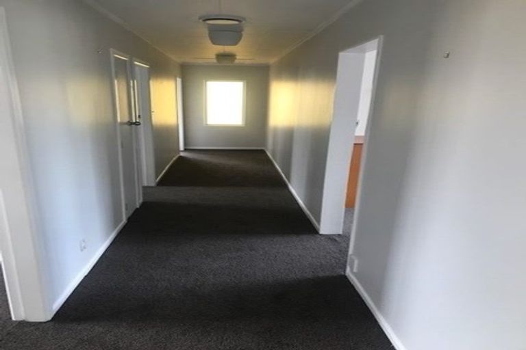 Photo of property in 10 Hadfield Place, Paraparaumu Beach, Paraparaumu, 5032