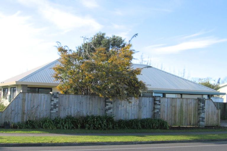 Photo of property in 96a Dominion Road, Nawton, Hamilton, 3200