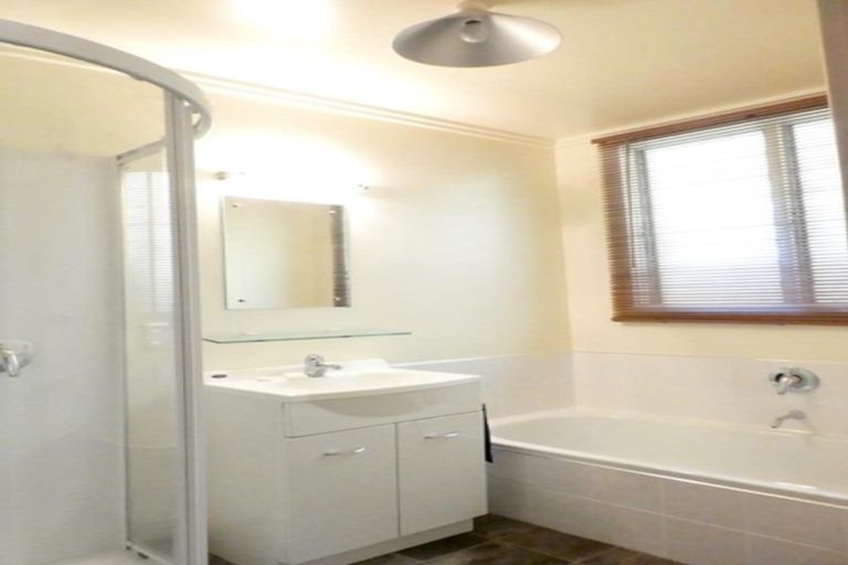 Photo of property in 6 Irvine Road, The Cove, Dunedin, 9077