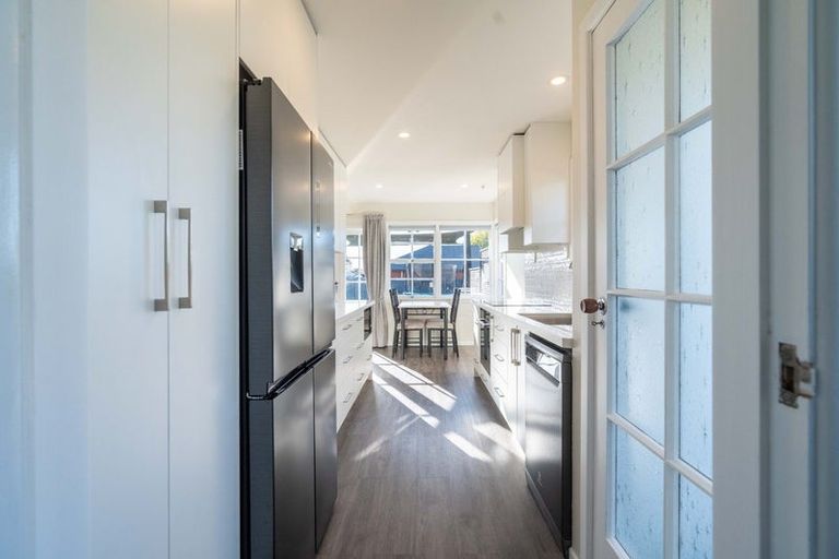 Photo of property in 8 Denise Crescent, Hornby, Christchurch, 8042