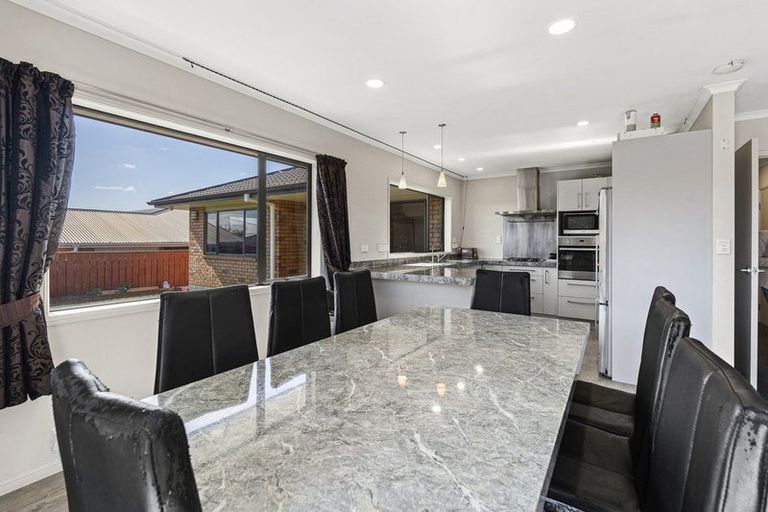 Photo of property in 5d James Drive, Bell Block, New Plymouth, 4312