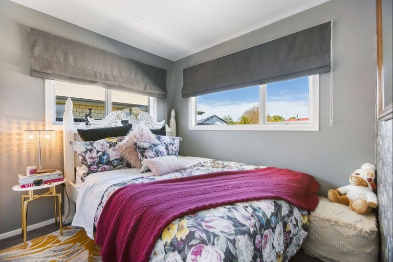 Photo of property in 5 Half Time Close, Omakau, 9376