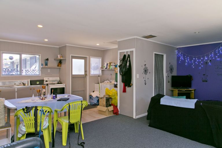 Photo of property in 2/6 Cumberland Street, Tauhara, Taupo, 3330