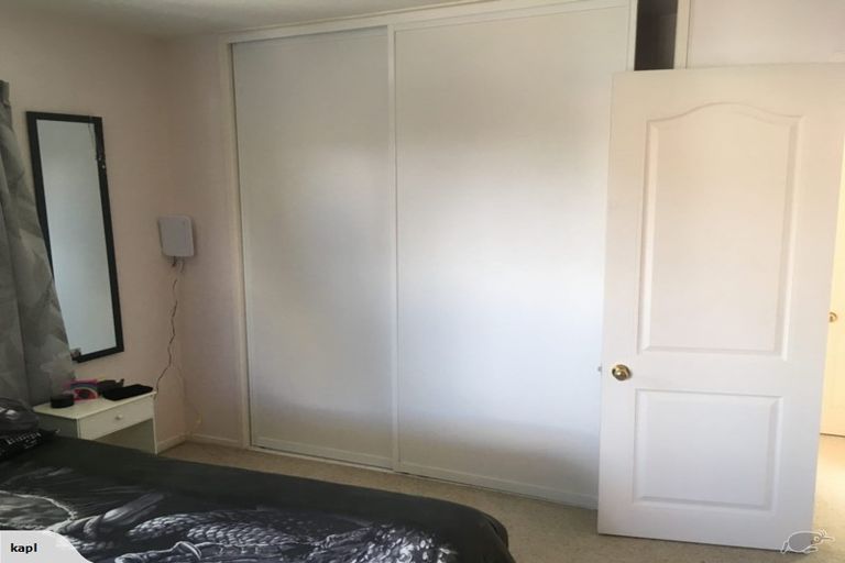 Photo of property in 163b Colwill Road, Massey, Auckland, 0614