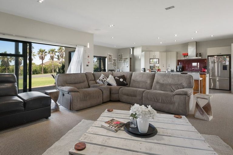 Photo of property in 111 Koutunui Road, Athenree, Katikati, 3177