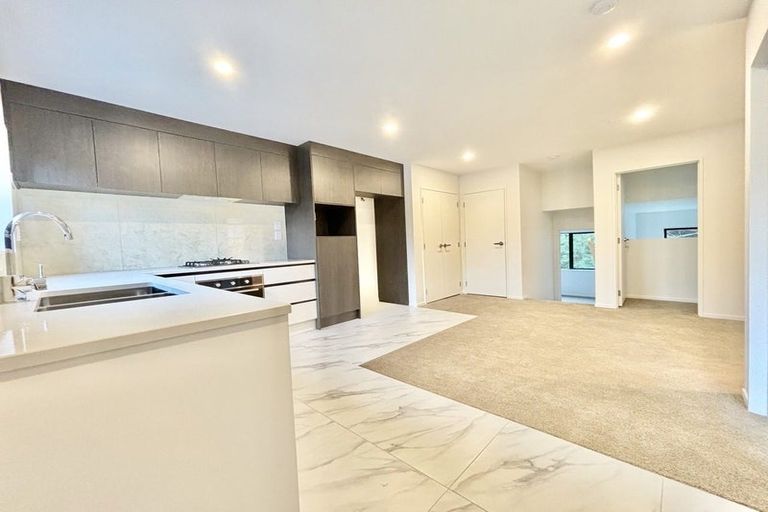 Photo of property in 24a Poruru Close, Papakura, 2110