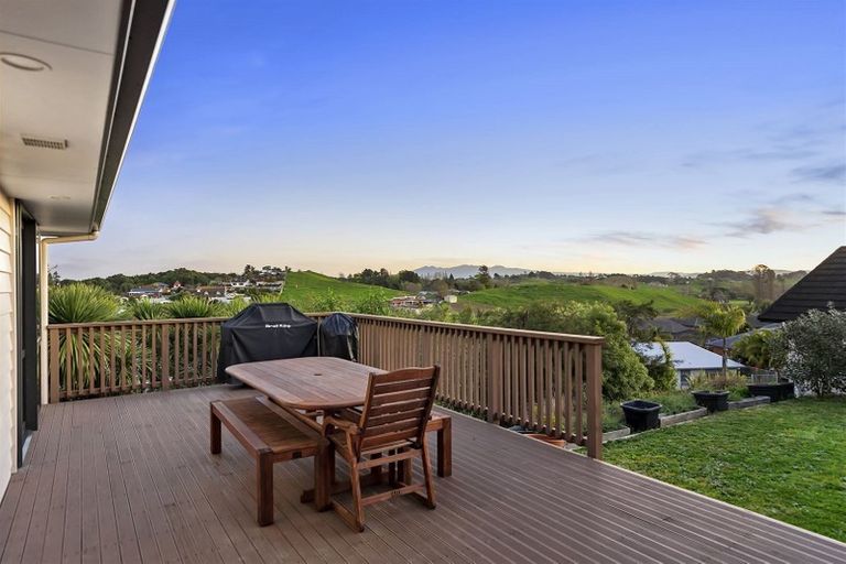 Photo of property in 8 Ashbourne Lane, Dinsdale, Hamilton, 3204