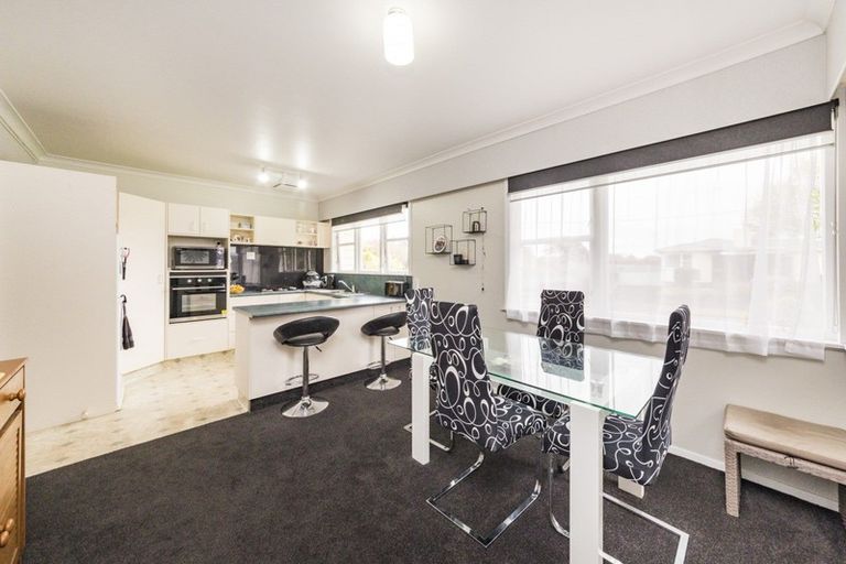 Photo of property in 1 Buick Crescent, Awapuni, Palmerston North, 4412