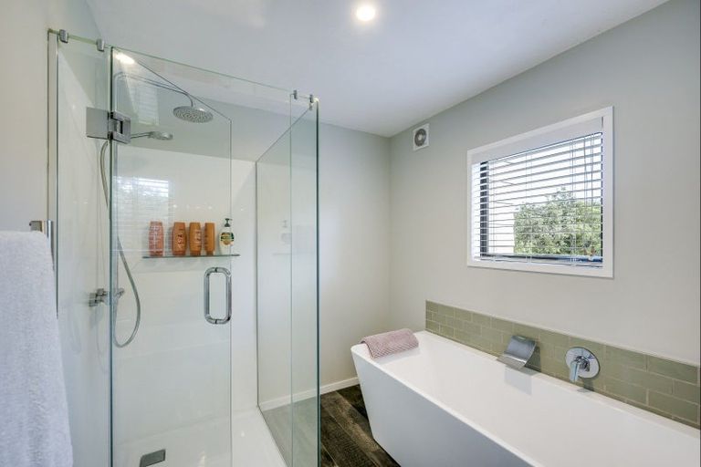 Photo of property in 285 Whirinaki Road, Eskdale, Napier, 4182