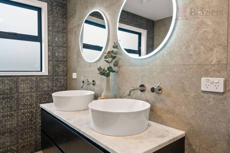 Photo of property in 6 Clifford Avenue, Merivale, Christchurch, 8014