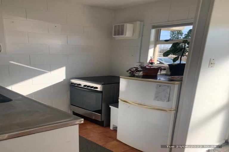 Photo of property in 2 Cameron Road, Hamilton East, Hamilton, 3216