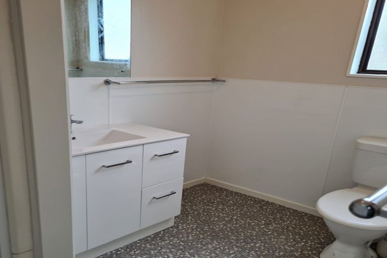 Photo of property in 1/32 Palmers Road, Clendon Park, Auckland, 2103