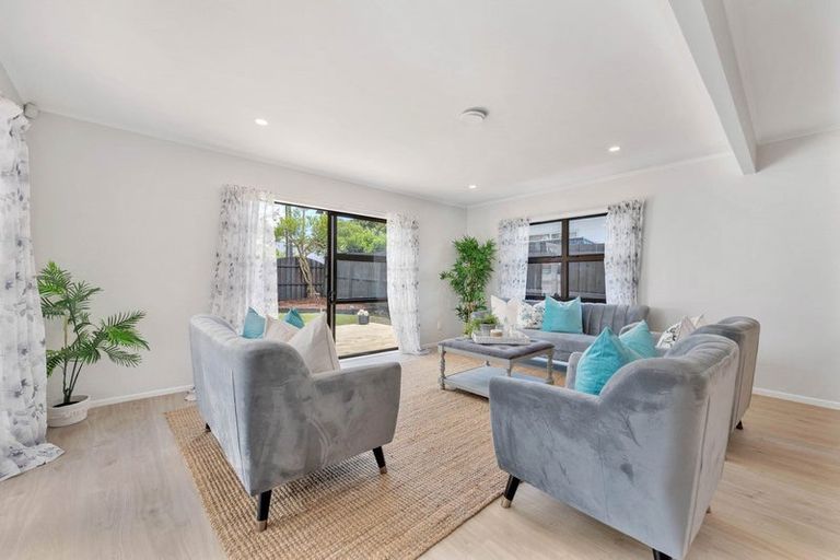 Photo of property in 1/55 Alfriston Road, Manurewa East, Auckland, 2102