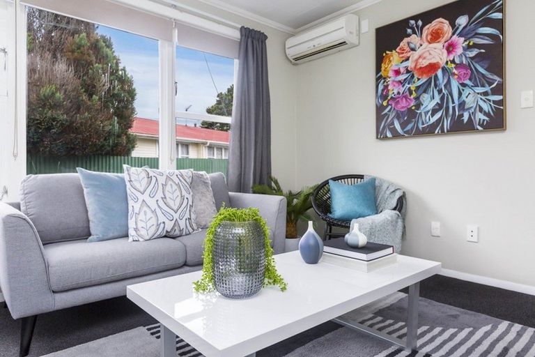 Photo of property in 1/18 Benge Crescent, Clouston Park, Upper Hutt, 5018