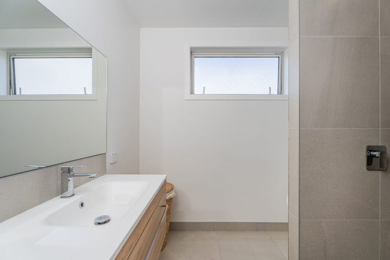 Photo of property in 162 Kupe Drive, Whitianga, 3510