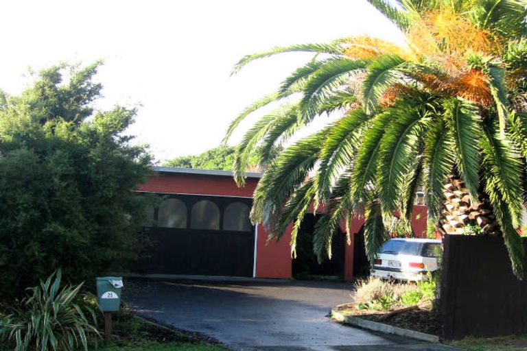 Photo of property in 25 Chums Road, Paraparaumu Beach, Paraparaumu, 5032