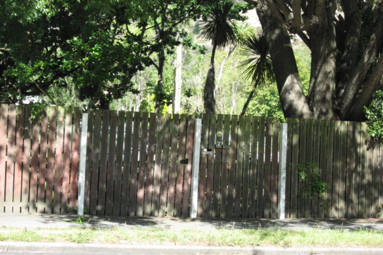 Photo of property in 121 Wakefield Avenue, Sumner, Christchurch, 8081