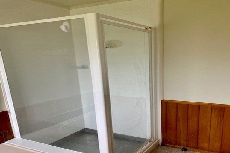 Photo of property in 32 Marendellas Drive, Bucklands Beach, Auckland, 2014