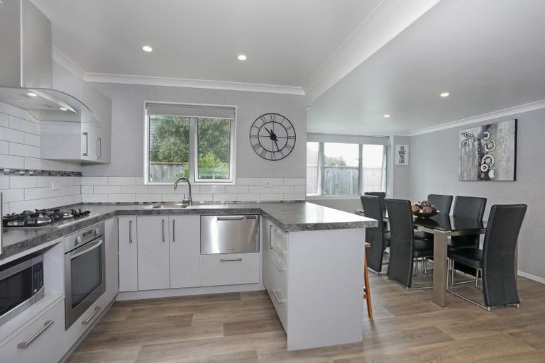 Photo of property in 26 Kuku Street, Tangimoana, 4822