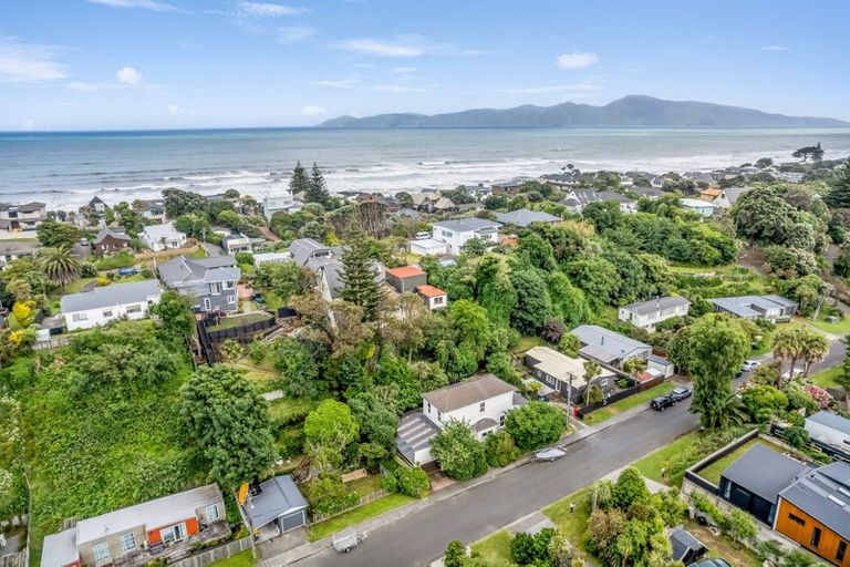 Photo of property in 63a Renown Road, Raumati South, Paraparaumu, 5032