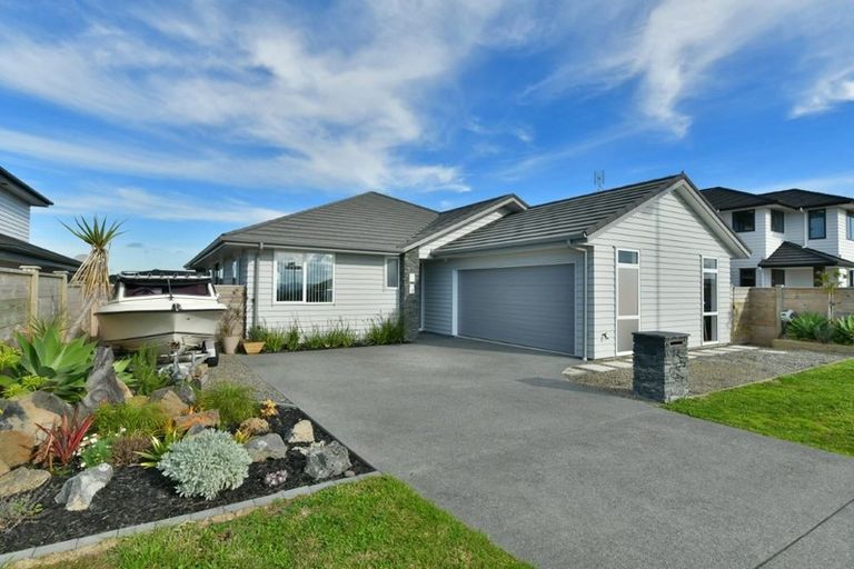 Photo of property in 24 Manuel Road, Silverdale, 0932