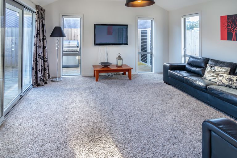 Photo of property in 6f Main Road, Fairfield, Dunedin, 9018