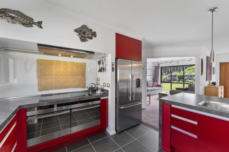 Photo of property in 7 Byron Brown Place, Otaki Beach, Otaki, 5512