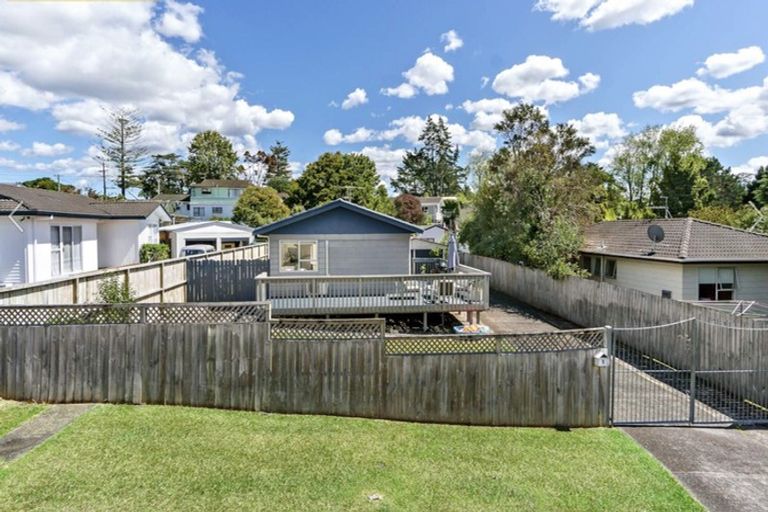 Photo of property in 5 Scarlet Drive, Ranui, Auckland, 0612