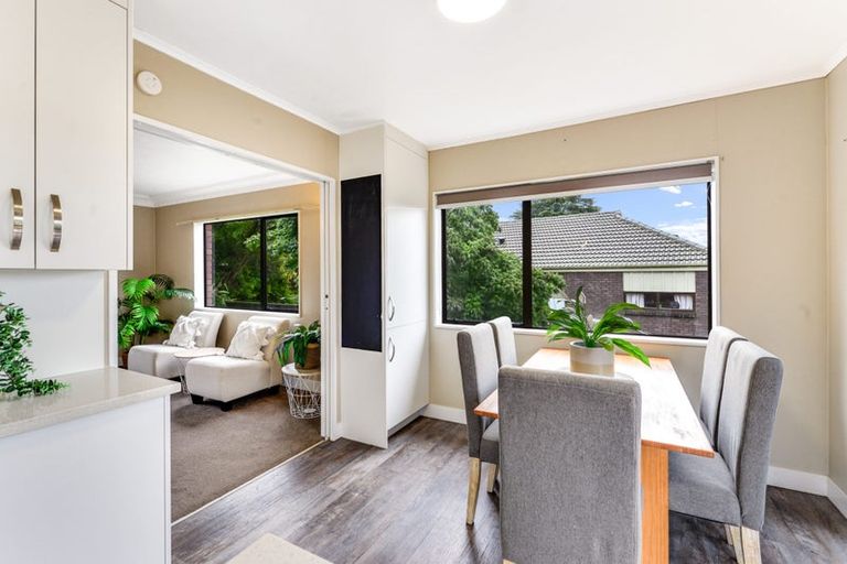 Photo of property in 16 Glendale Drive, Dinsdale, Hamilton, 3204