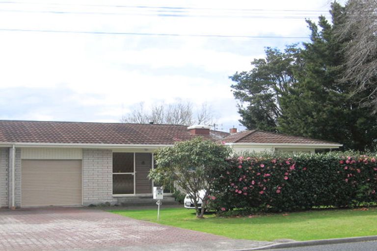 Photo of property in 10b Hinewa Road, Otumoetai, Tauranga, 3110