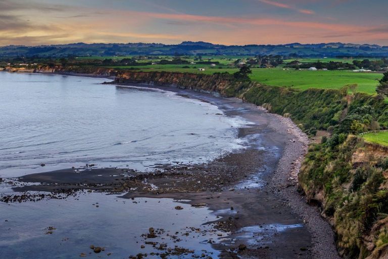 Photo of property in 137 Turangi Road, Motunui, Waitara, 4383