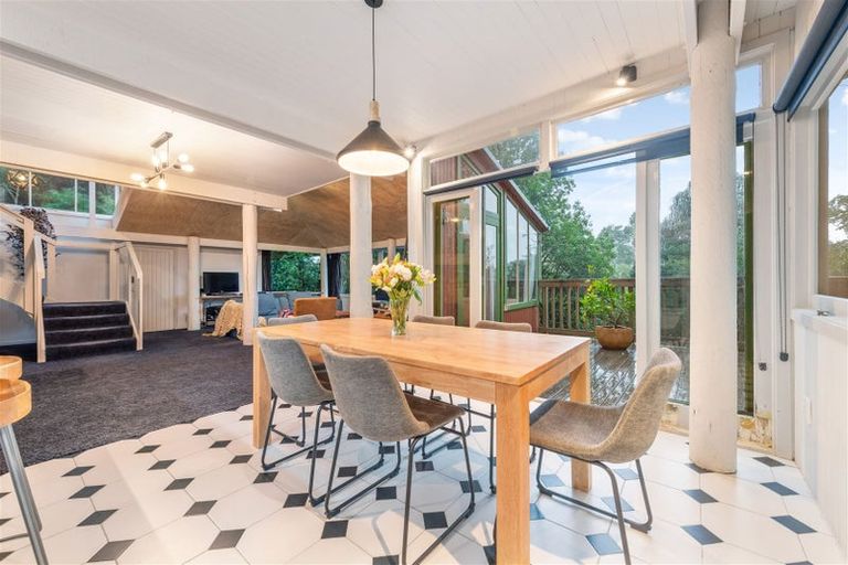 Photo of property in 40 Tanekaha Road, Titirangi, Auckland, 0604