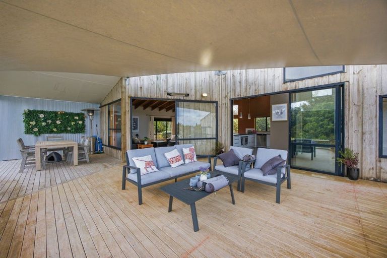 Photo of property in 11 Cameron Town Road, Pukekohe, 2678