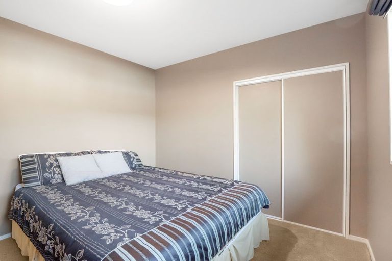 Photo of property in 16 Heathridge Place, Lincoln, 7608