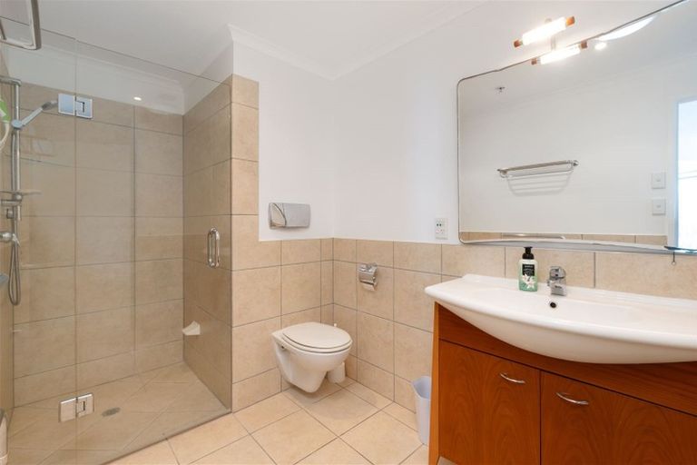 Photo of property in 314/136 Marine Parade, Mount Maunganui, 3116