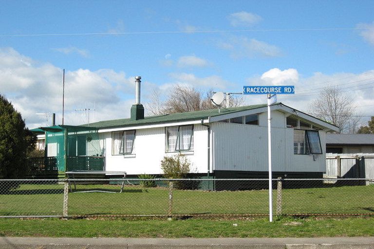 Photo of property in 57a Racecourse Road, Waipukurau, 4200