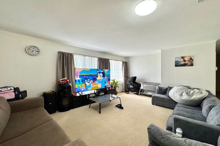 Photo of property in 42 Bowater Place, Manurewa, Auckland, 2102