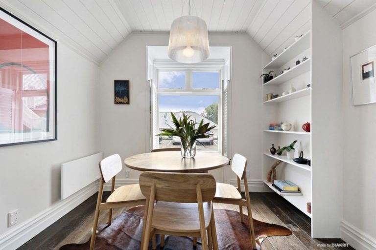 Photo of property in 5 Poplar Grove, Thorndon, Wellington, 6011